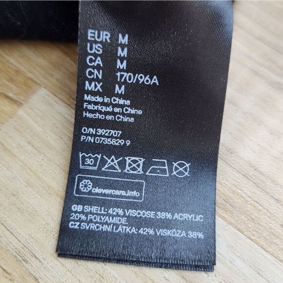 📐💜H&M Divided Black w/Yellow & White Stripe Cropped Mock Sweater Medium - Picture 9 of 10